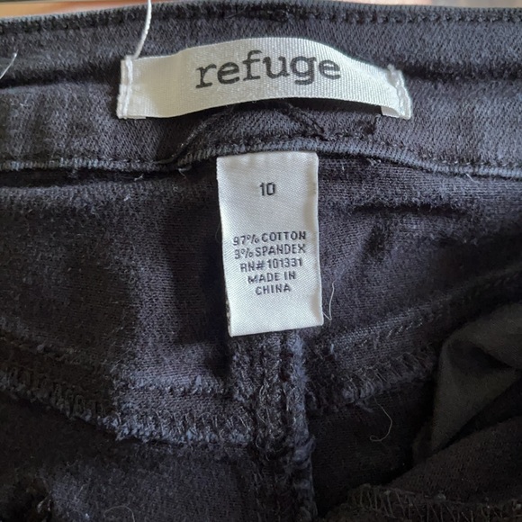 Black high wasted shorts - Picture 3 of 3